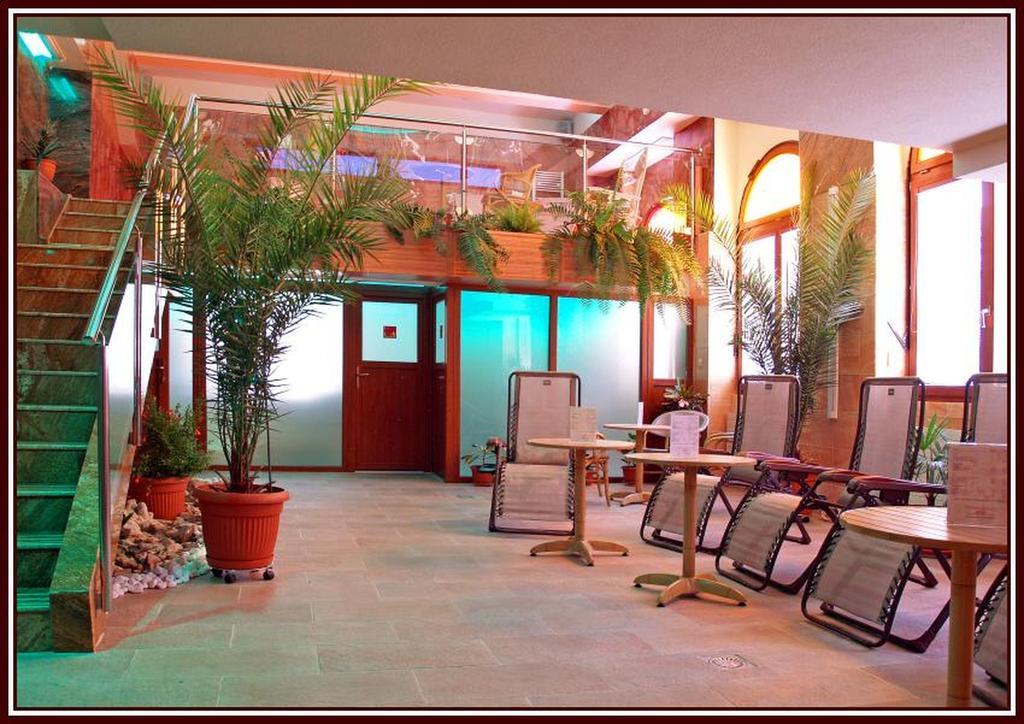 Hotel Grand زيلينا المظهر الخارجي الصورة
